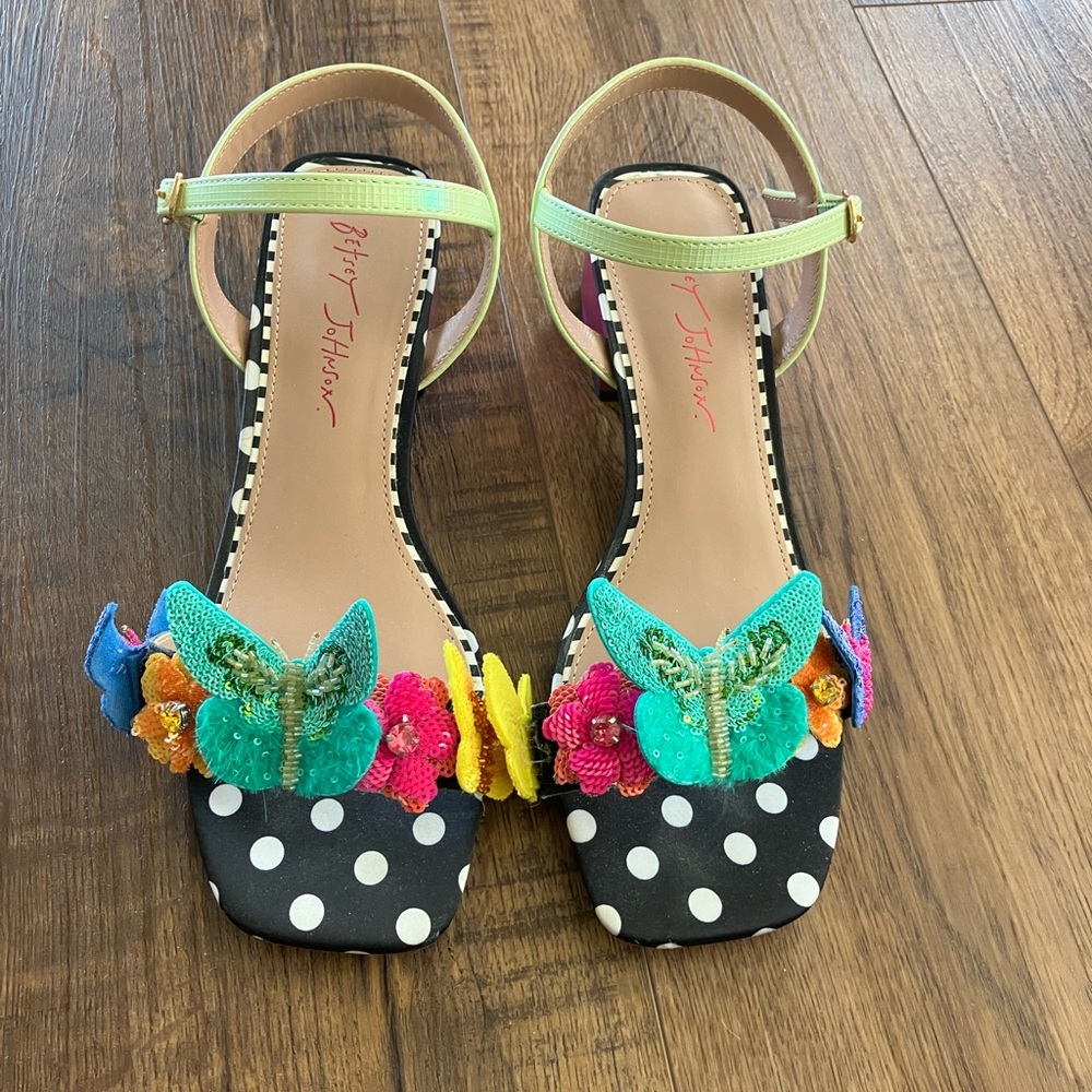 Betsy Johnson like new  Polka Dot Heels with Vibrant Butterfly Accents